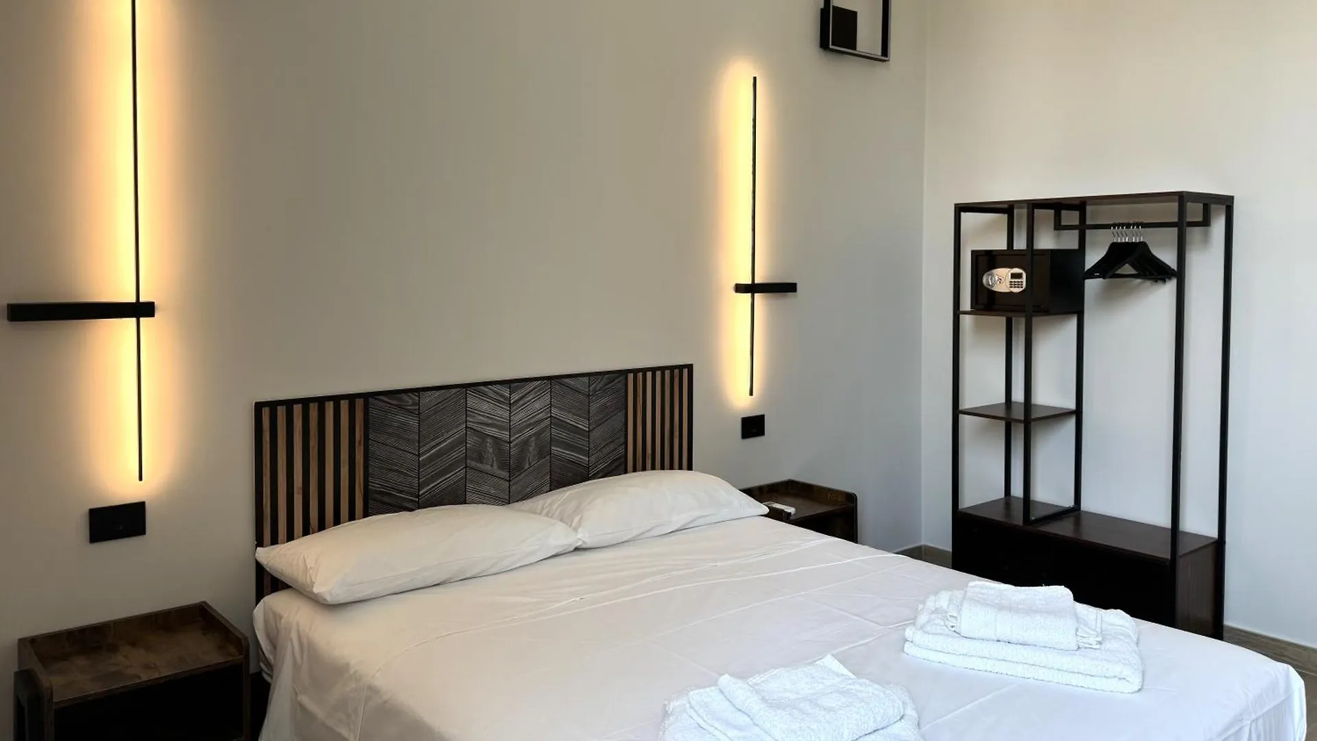 Siculus Bed And Breakfast Aeroporto di Catania Fontana Rossa Bed & Breakfast